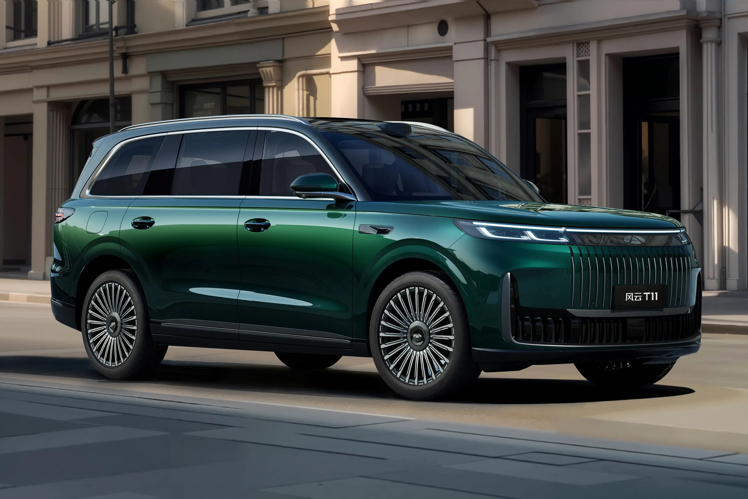 最近试了风云T11，发现它是真懂多娃家庭需求。车身尺寸够宽敞，三排座椅坐起来不挤