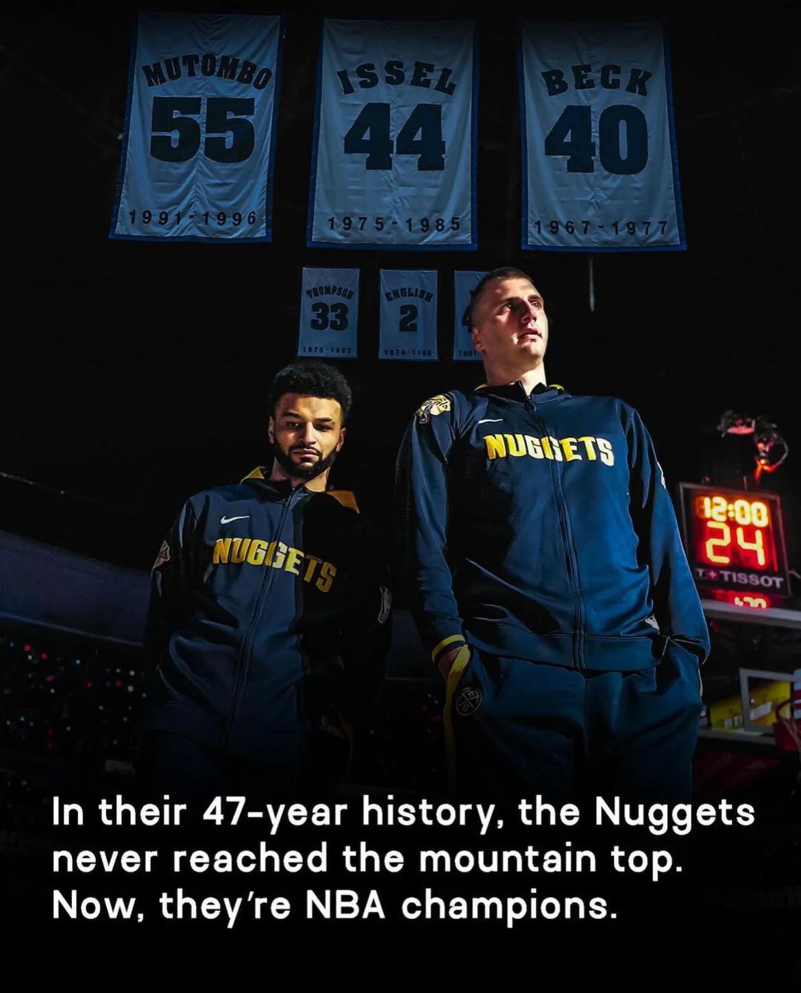看一看掘金是如何从三流球队开启的NBA新纪元！
掘金队开始于穆大叔的90时代，甜