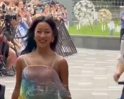 吉克隽逸现身南京线下活动 原相机生图状态在线 活力感拉满
 吉克隽逸现身南京线下