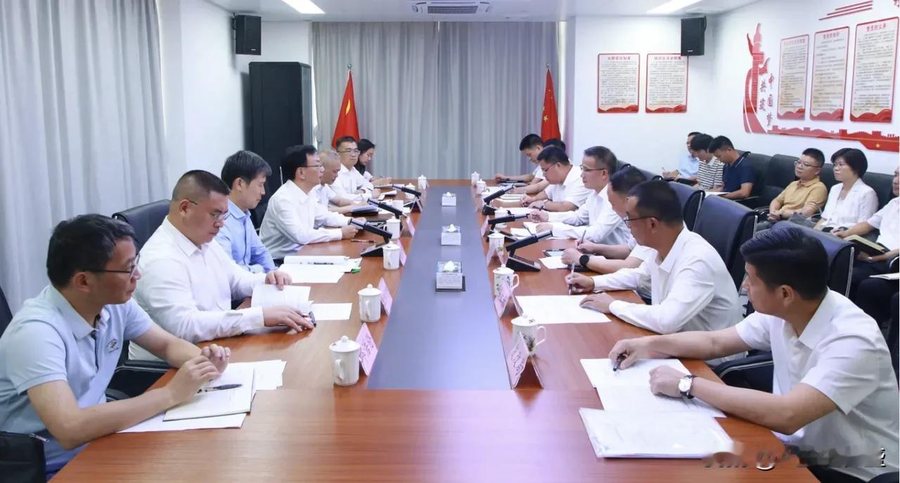 天河区委书记率党政代表团到兴宁了解情况开展帮扶协作，代表团主要去了黄槐镇国防教育
