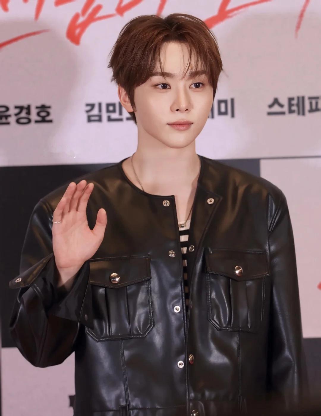 今天又是美美的Boo🧡
夫胜宽 seventeen夫胜宽 胜宽