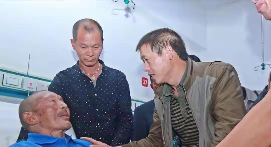 一句嘱托守63年！25岁勤务兵庹长发，用一生兑现承诺（真实史实）
 
一位台湾美