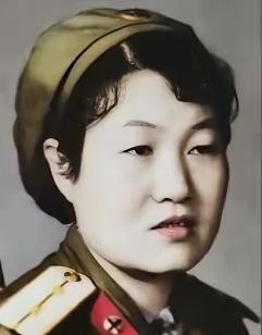 于淑荷，1931年出生，山东文登人，
1946年3月参军，抗美援朝战争开始后主动