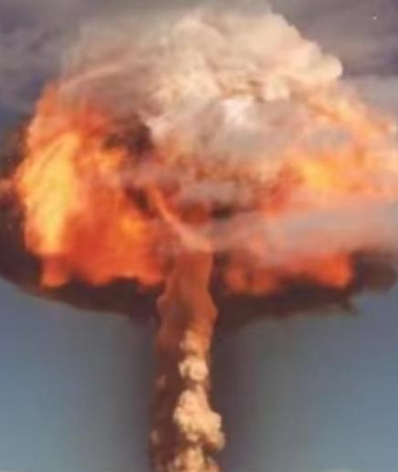 日本右翼对中国发出警告！一旦中国动用“核武器”对日本本土实施打击，那么等着中国的