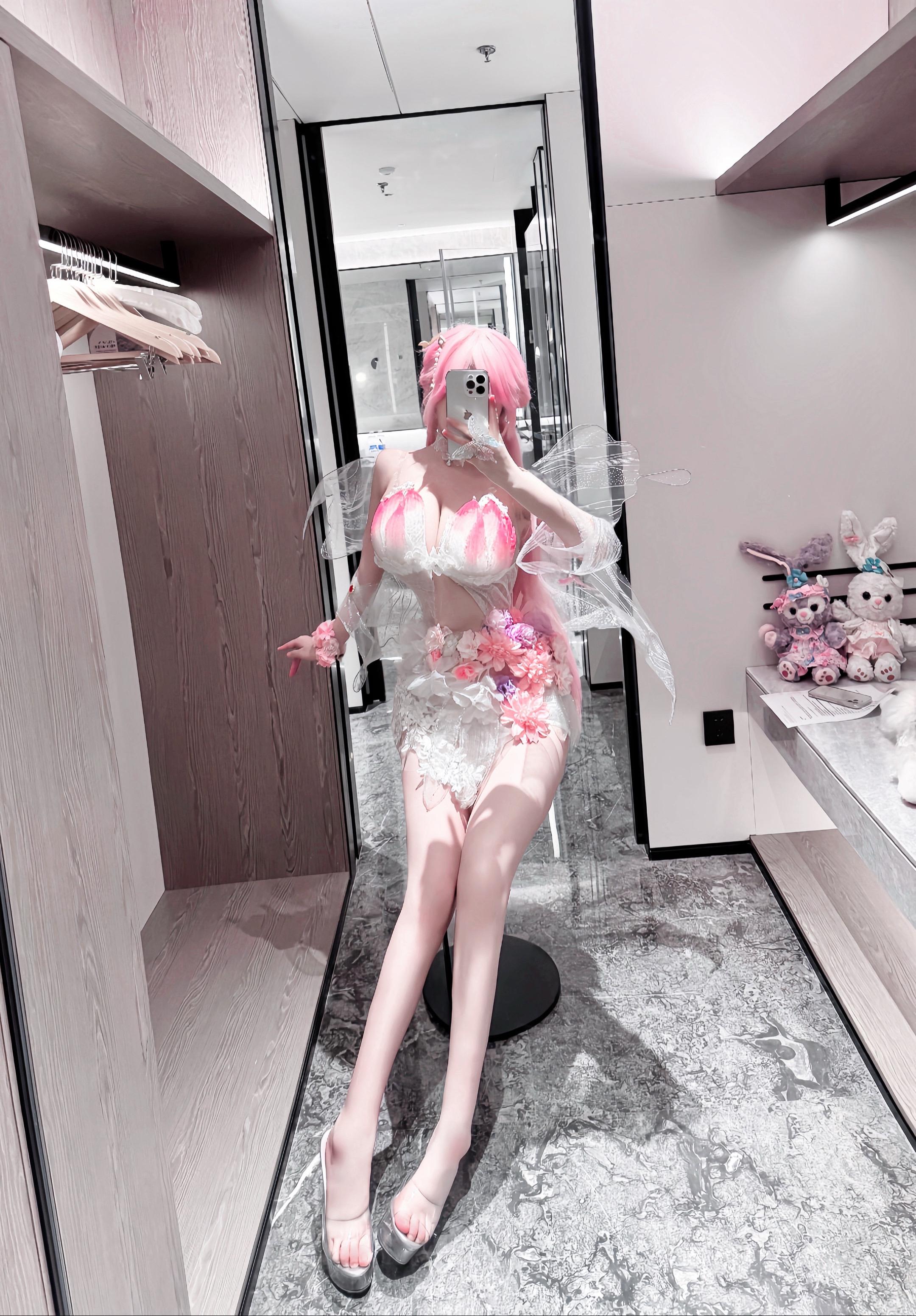喜欢你才装可爱的呀 不然你以为卖萌很轻松吗ᐢ⩌⌯⩌ᐢ