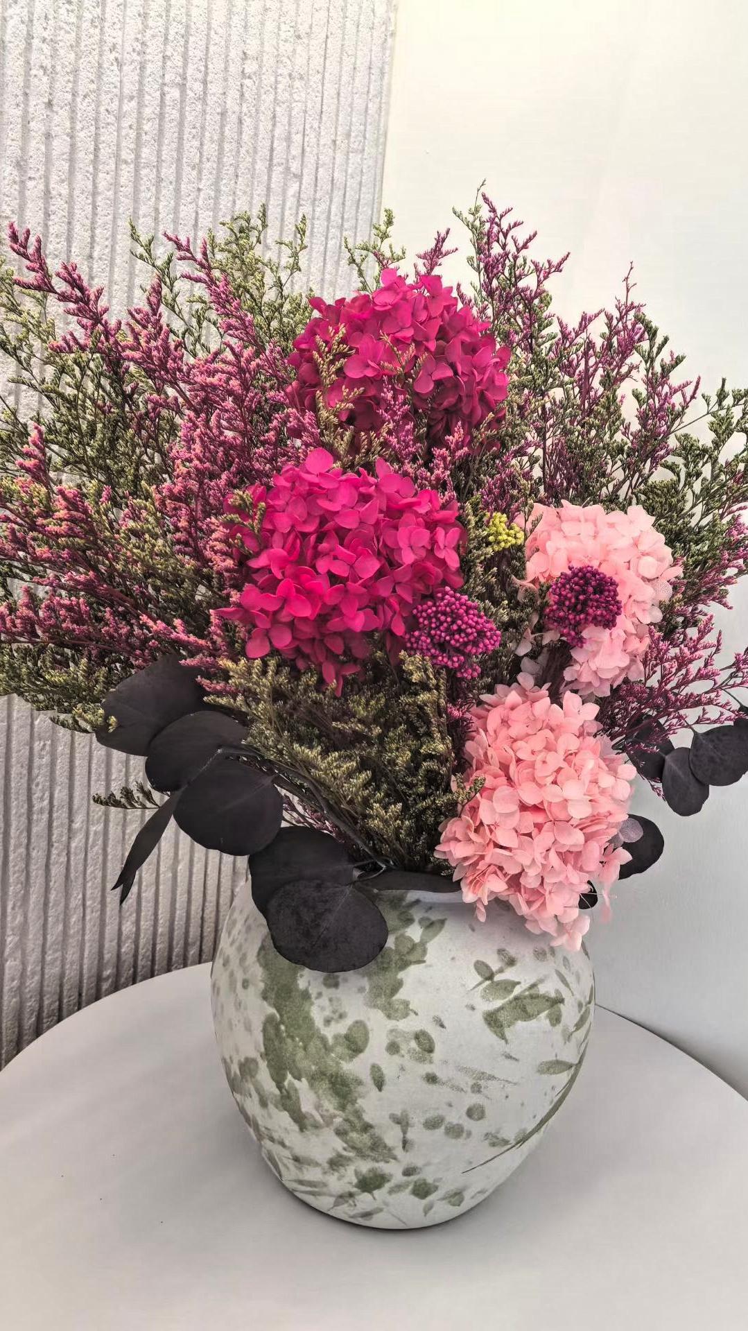 [助威彩旗]清新雅致的花艺摆件，为生活增添一抹色彩！🌸💐