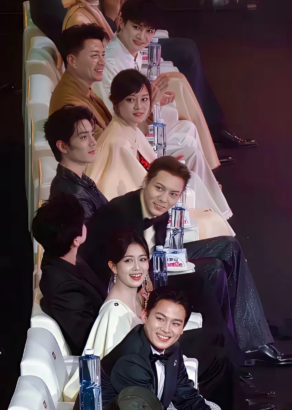 这样看肖战真的太权威了 