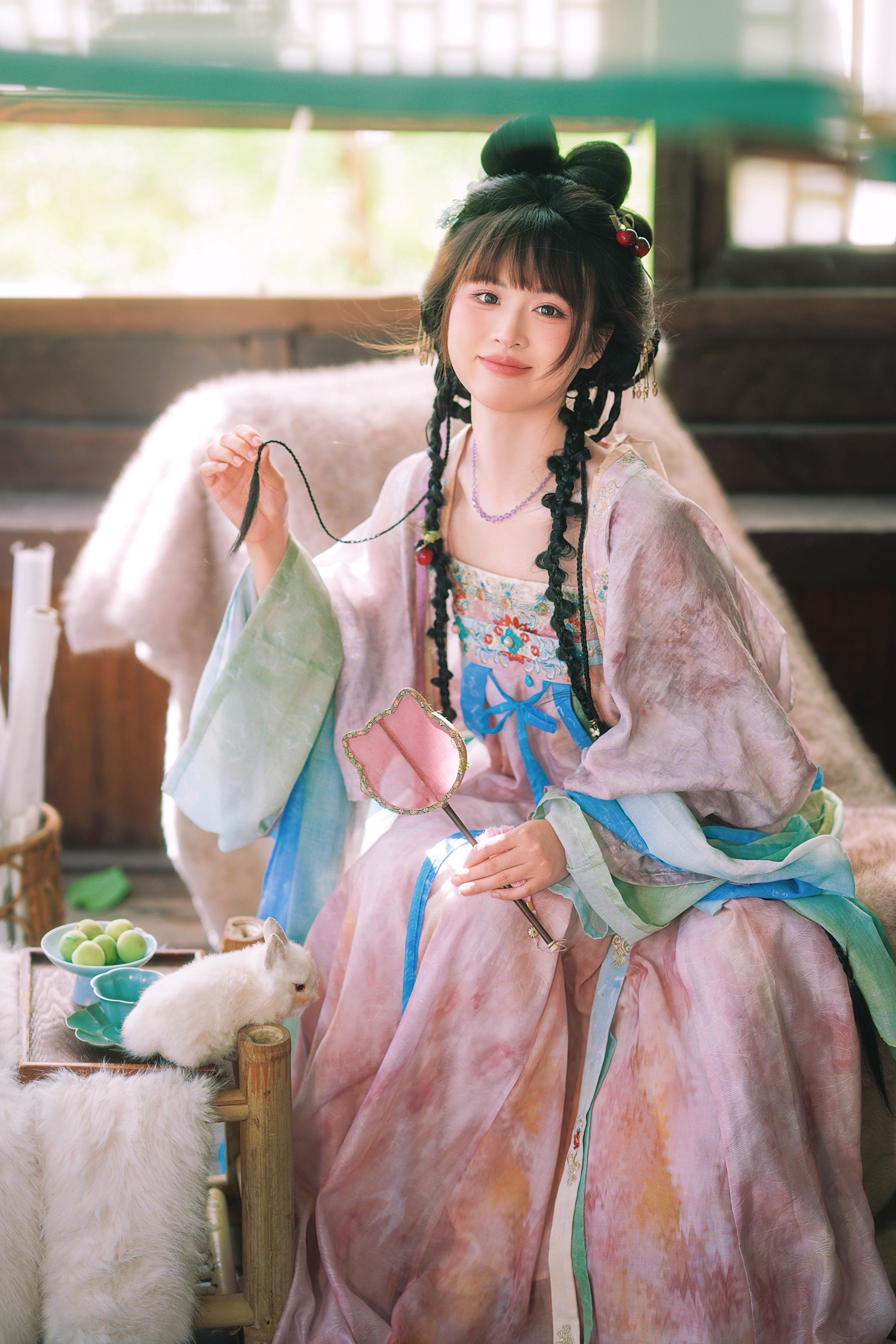 女儿心总如水。