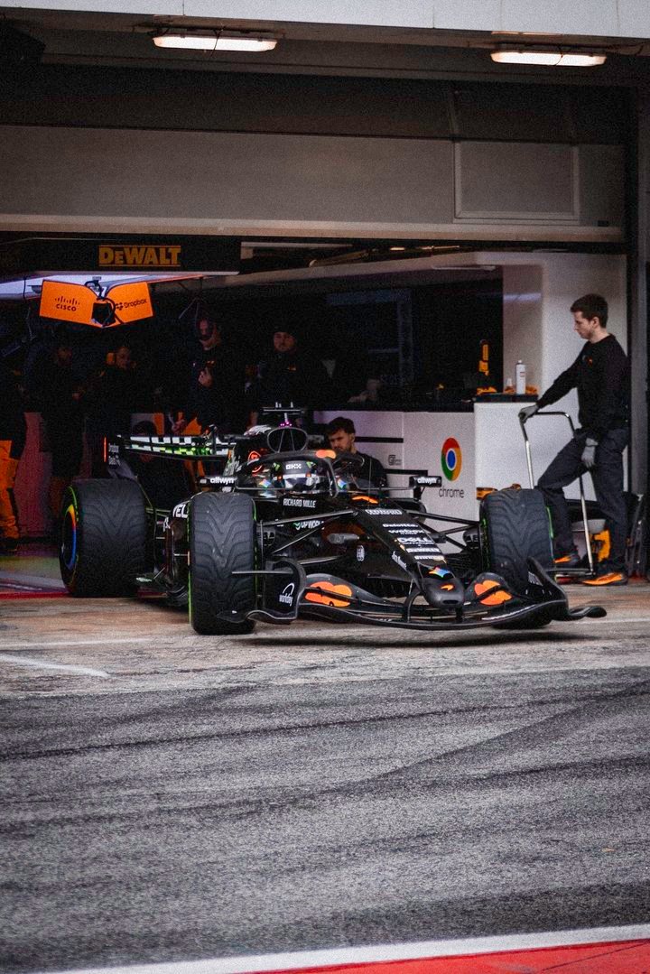 F12026年F1赛季2026F1美国大奖赛迈凯伦美国站携升级出战，兼顾刹车可靠