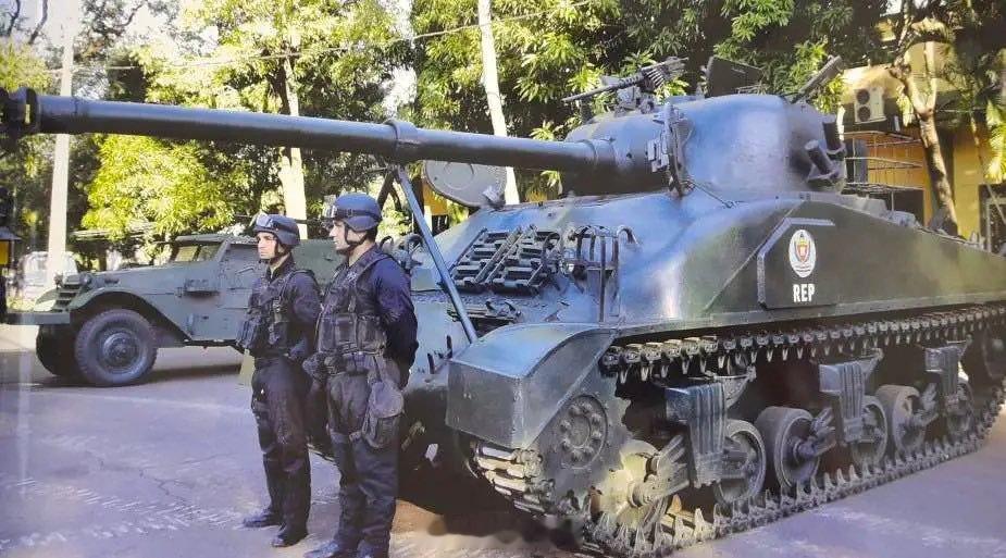 烽火问鼎计划 2016年期间，巴拉圭武装部队装备了M3半履带车和阿根廷改装的“S