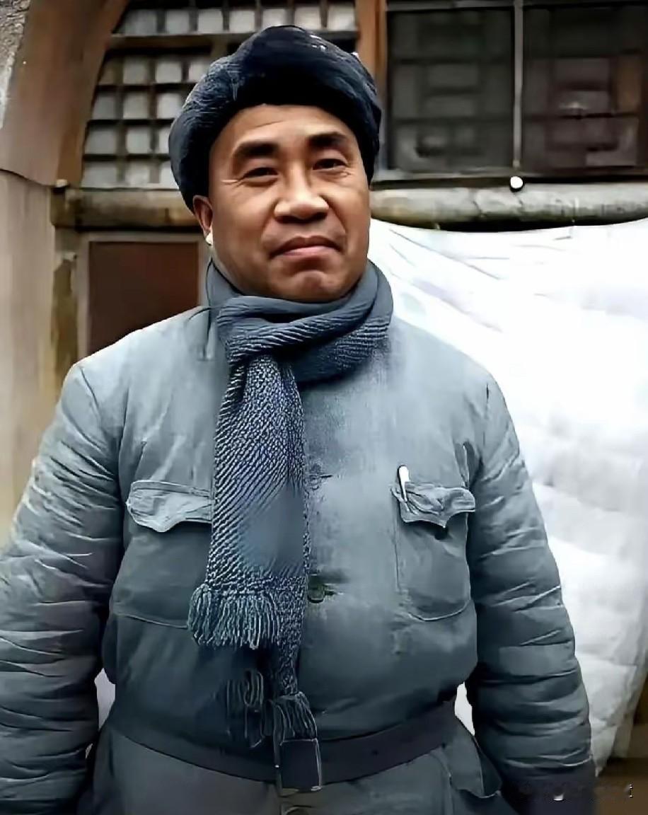 埃德加·斯诺说，他见过朱德一种无人能比的本事。
不是枪法，不是谋略。而是在一支被