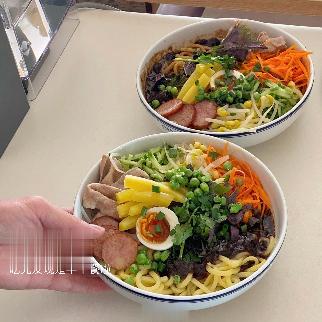 周末愉快呀[微风]最近的早餐#早餐[超话]#  十二月也要好好吃饭！ ​​​