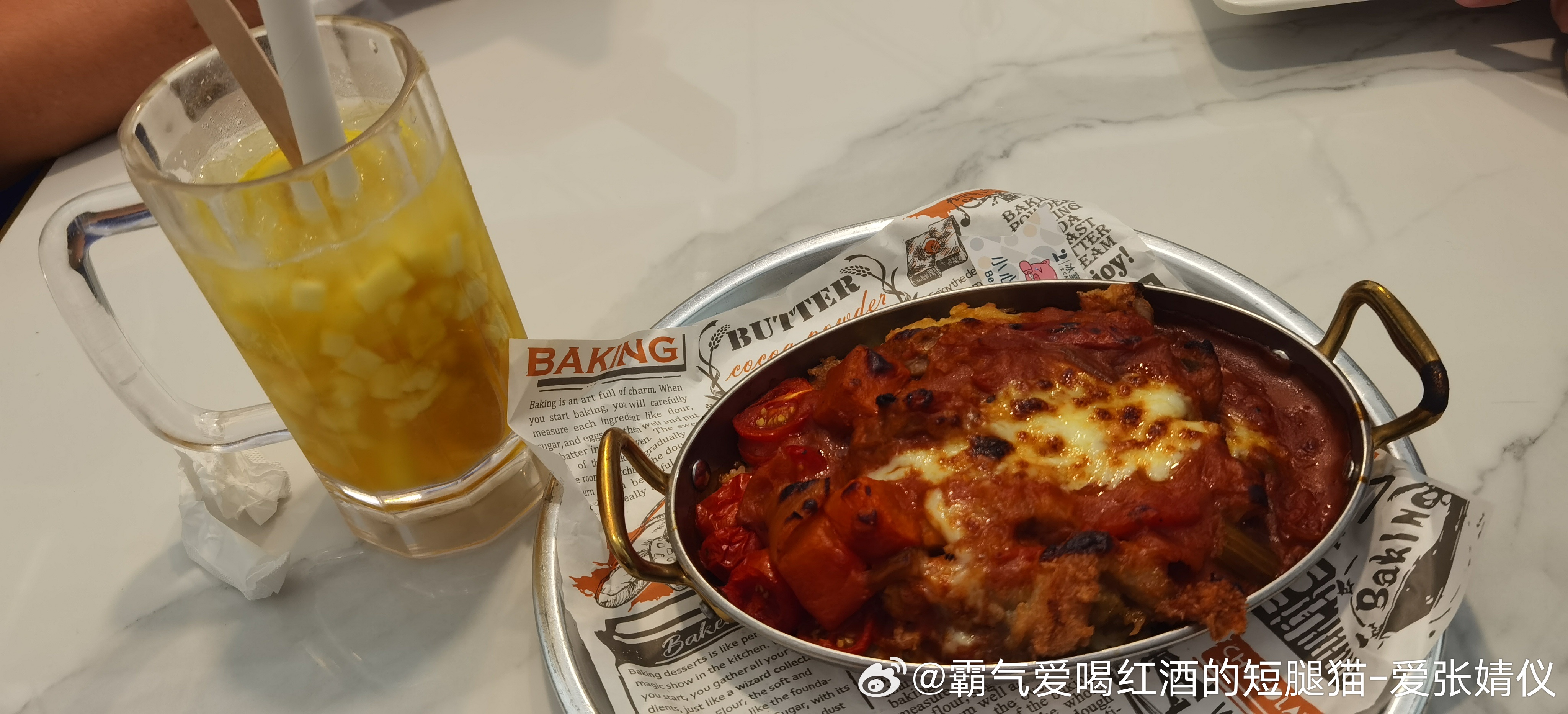 张婧仪[超话]仪日分享 来香港第一天，不好也不坏[无聊][无聊] ​​​