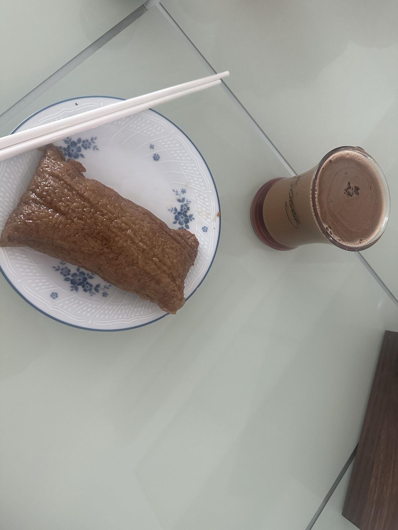 粽子救活了我的朋友
端午节到了，端午节的粽子救活了我的一大堆朋友。怎么回事呢？