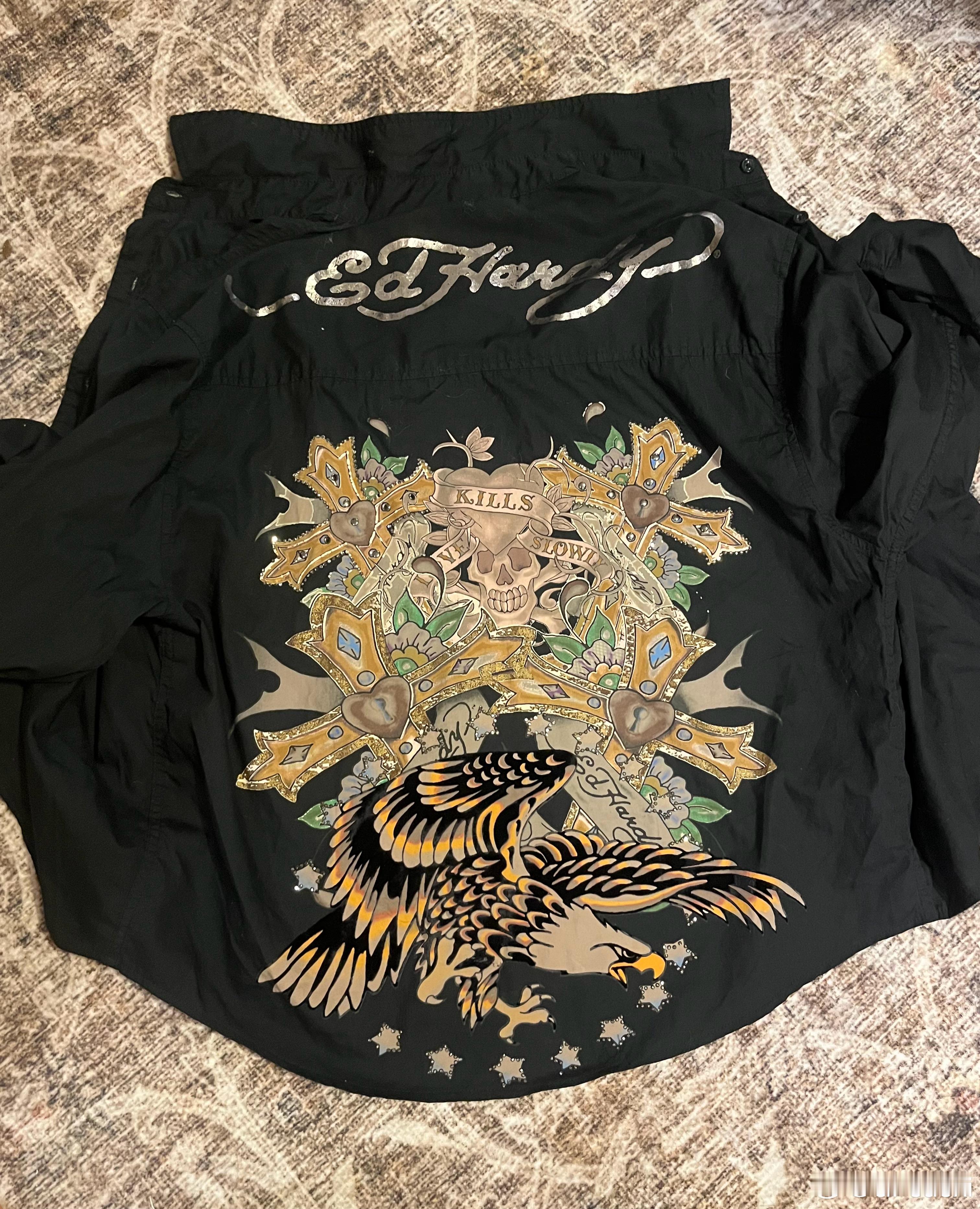 十块钱淘的ed hardy。谁与争锋！ 