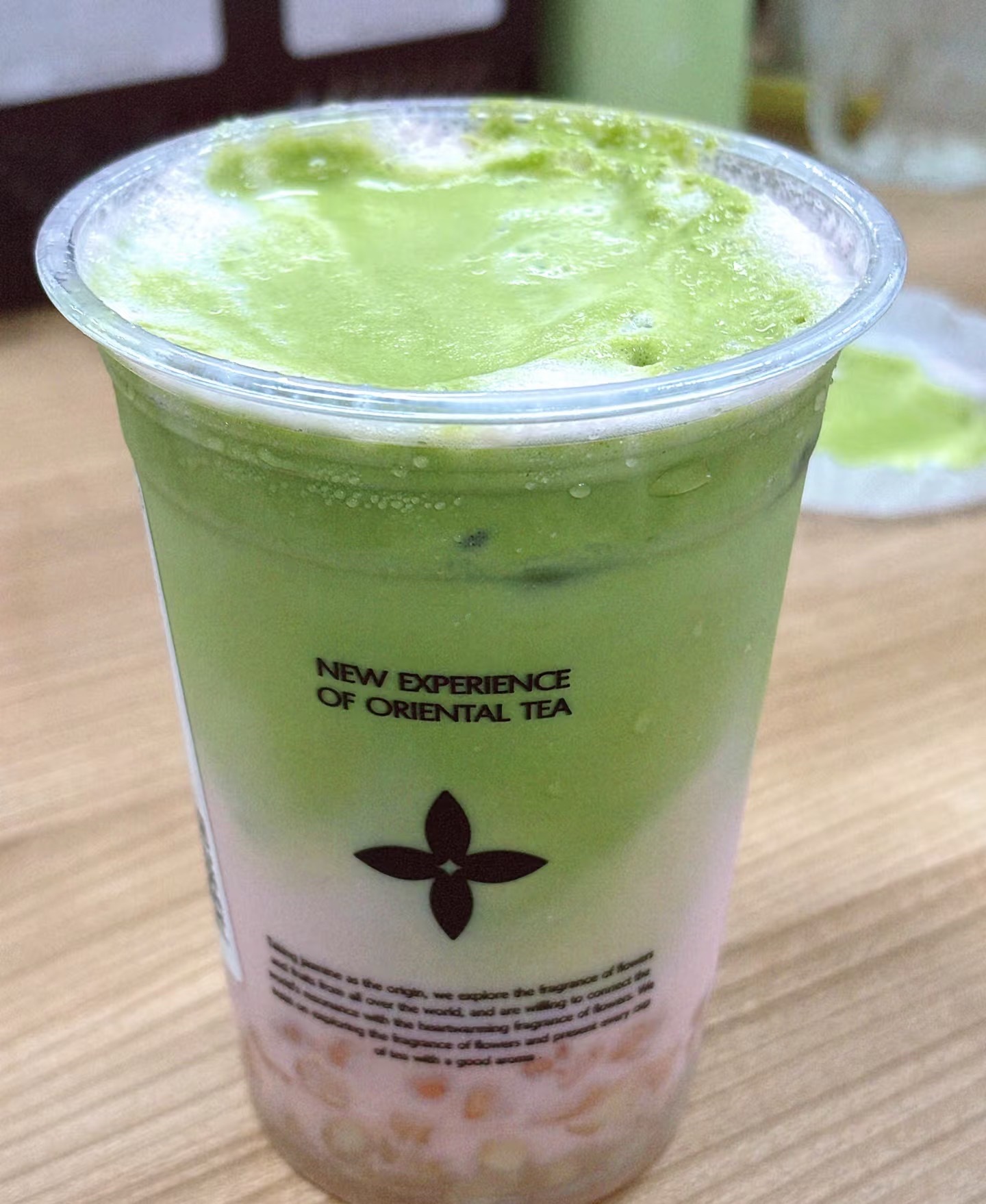 重庆这个天气不来一杯奶茶根本过不下去....... 