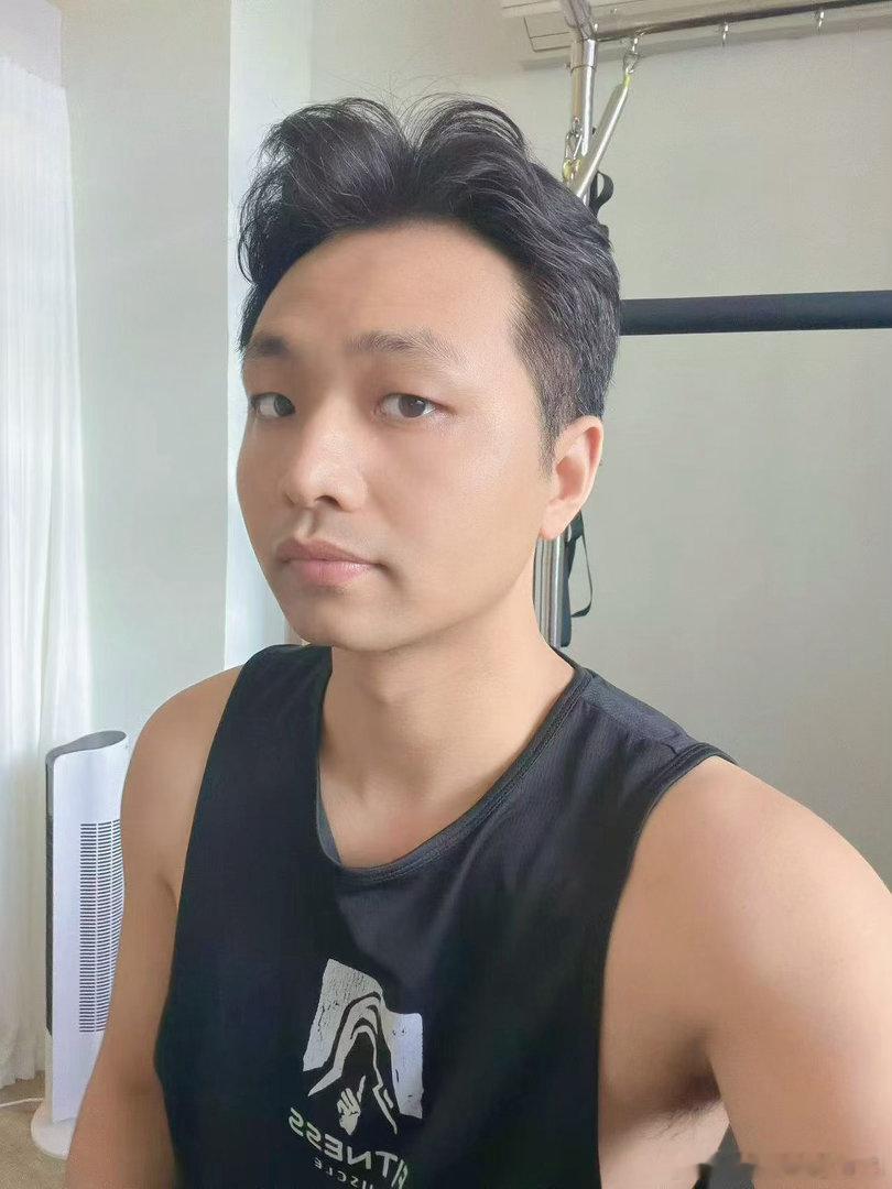 股票市场下跌的时候，就三倍做多身体今天练习普拉提。普拉提