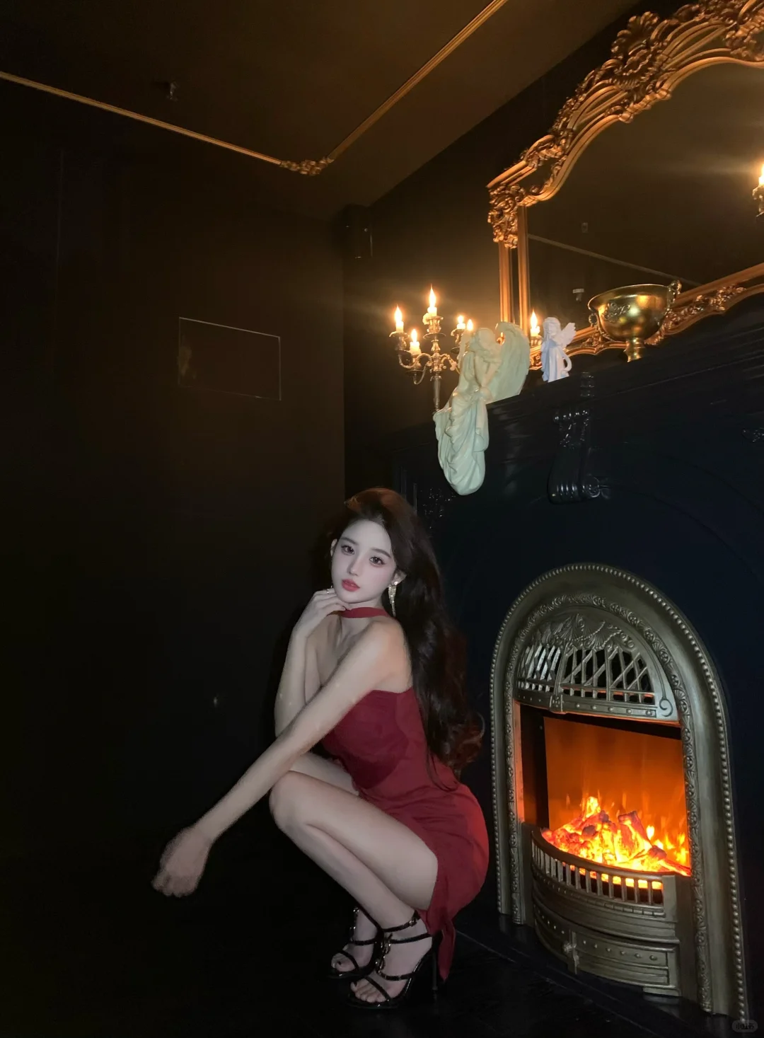 杭州首家黑色巴洛克风格酒吧太出片了吧！！！