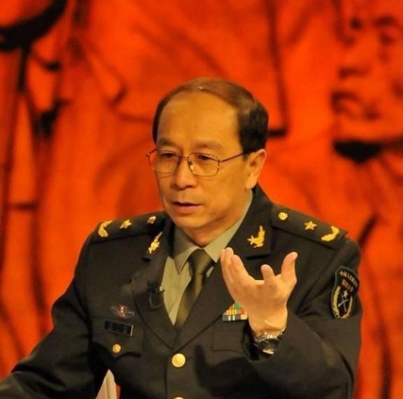 金一南再次语出惊人，他说：“未来，对人类威胁最大的、最可怕的不是 核武器 ，而是