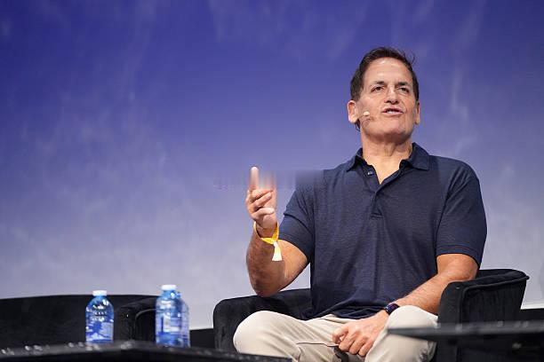 前达拉斯独行侠的大股东马克·库班（Mark Cuban）已经在达拉斯县地区法院提