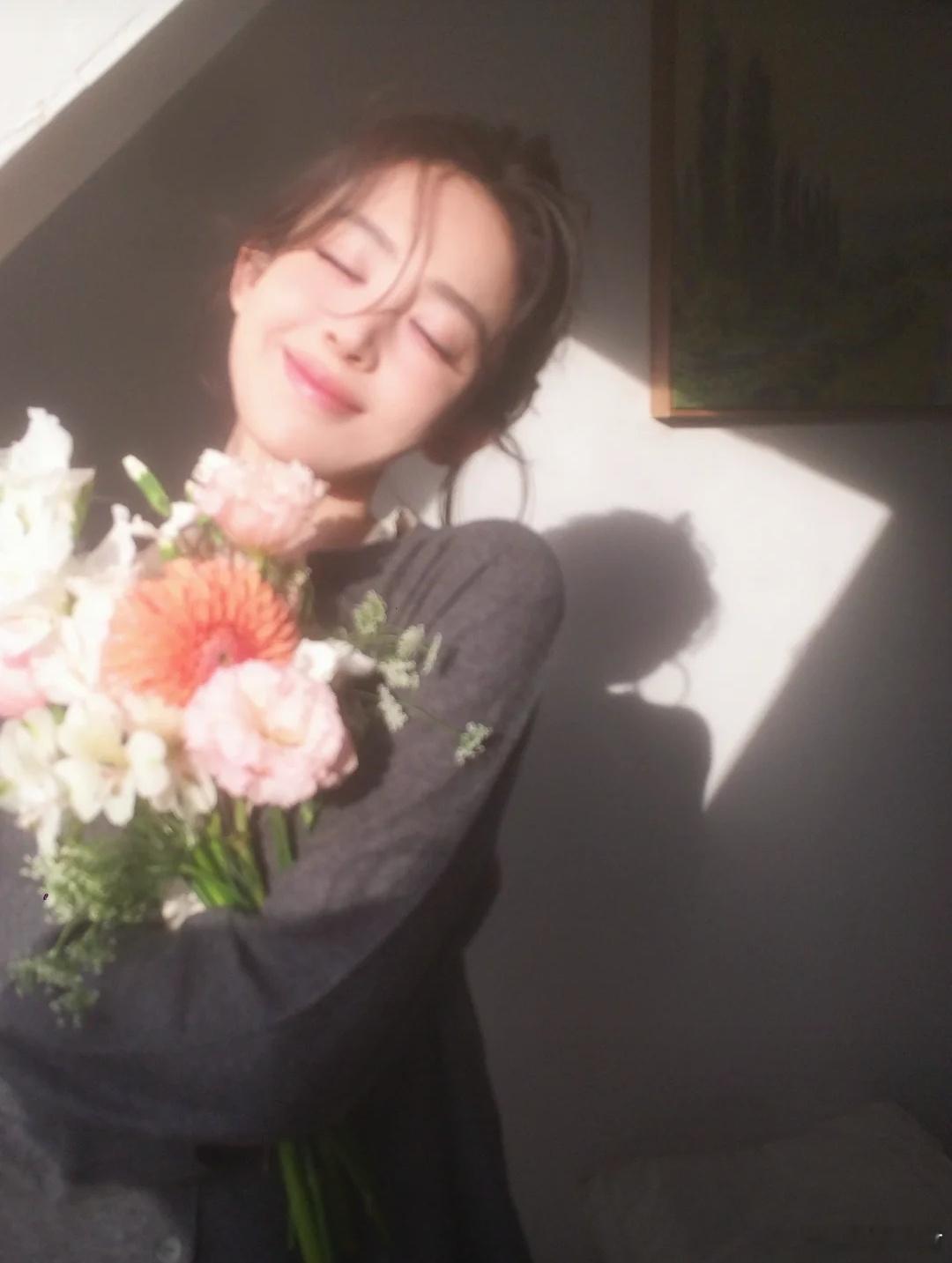 娜扎的一组日常美图～ 