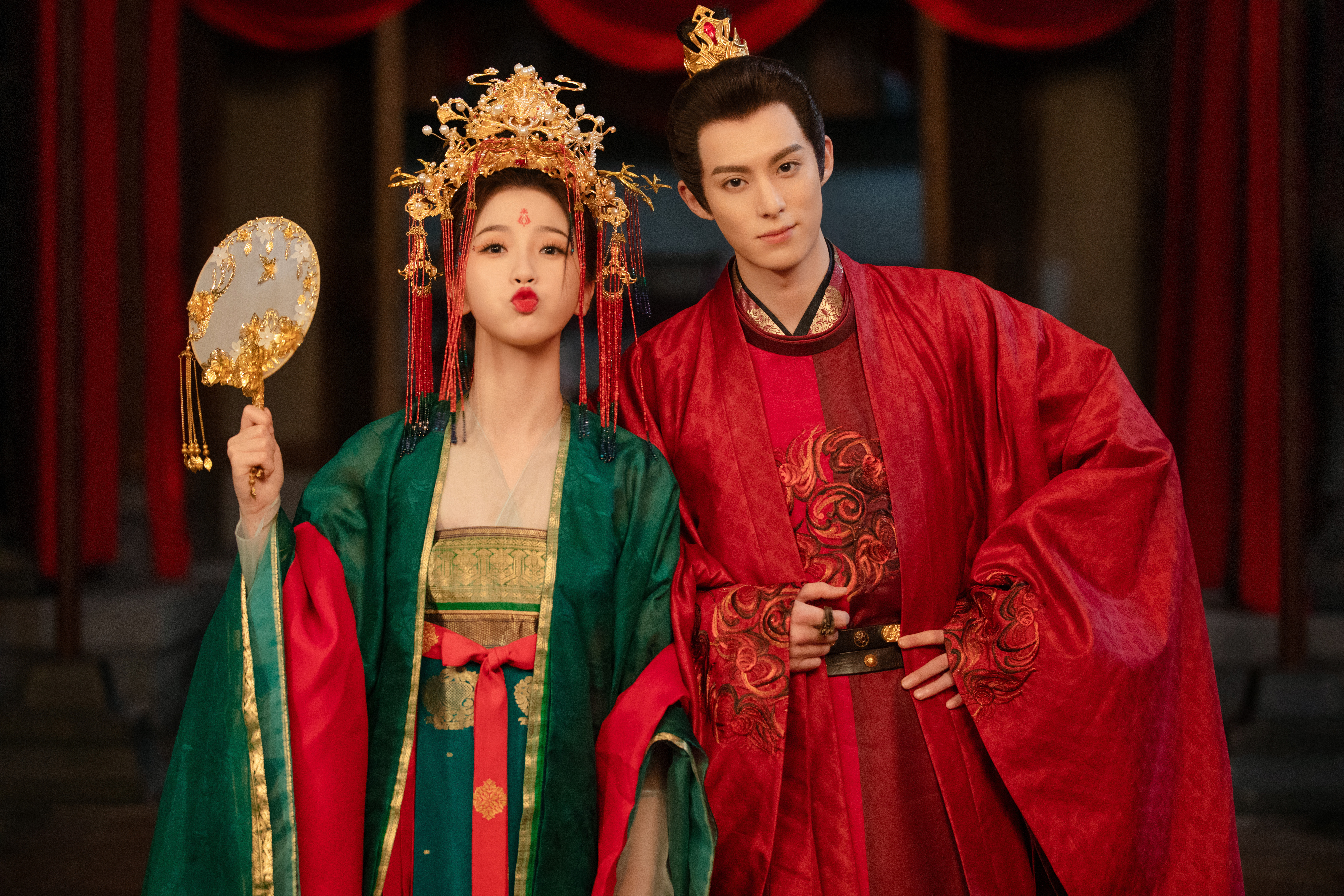 苍兰诀苍兰诀3周年啦！   真棒啊～[手指比心][手指比心]只要主演们不违法什么