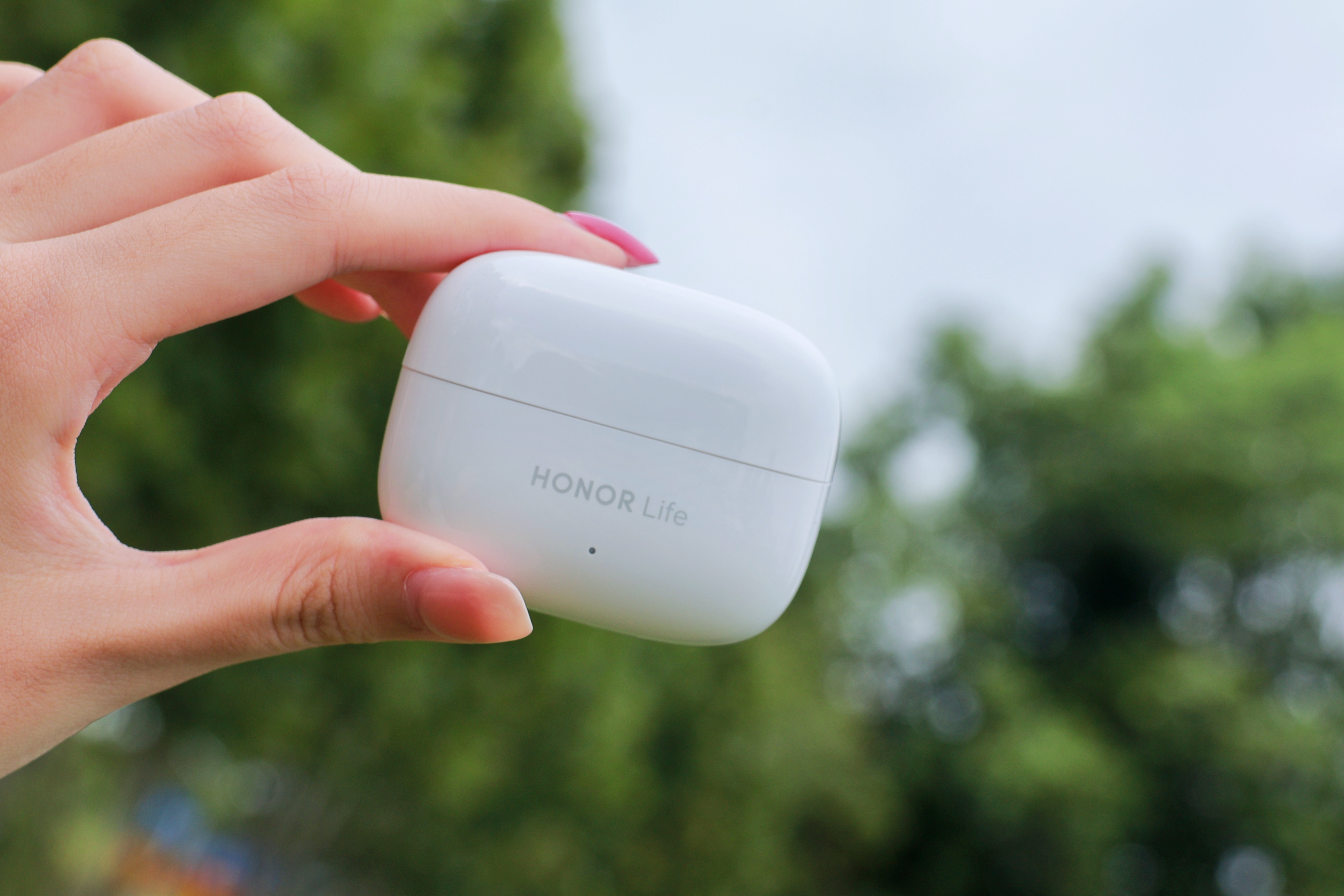 耳畔的“荣耀小闪钉” HONOR Life FlyClip 3i，360°闪耀水