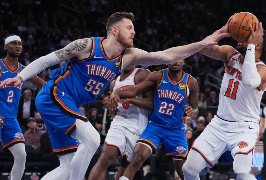 NBA西决G5天王山之战落幕！雷霆127-114击败马刺，大比分拿到赛点，距离总