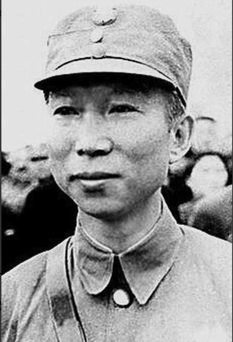 1993年，97岁抗日名将薛岳竟因欠租被告上法庭。法官问询时他沉默良久，才缓缓开
