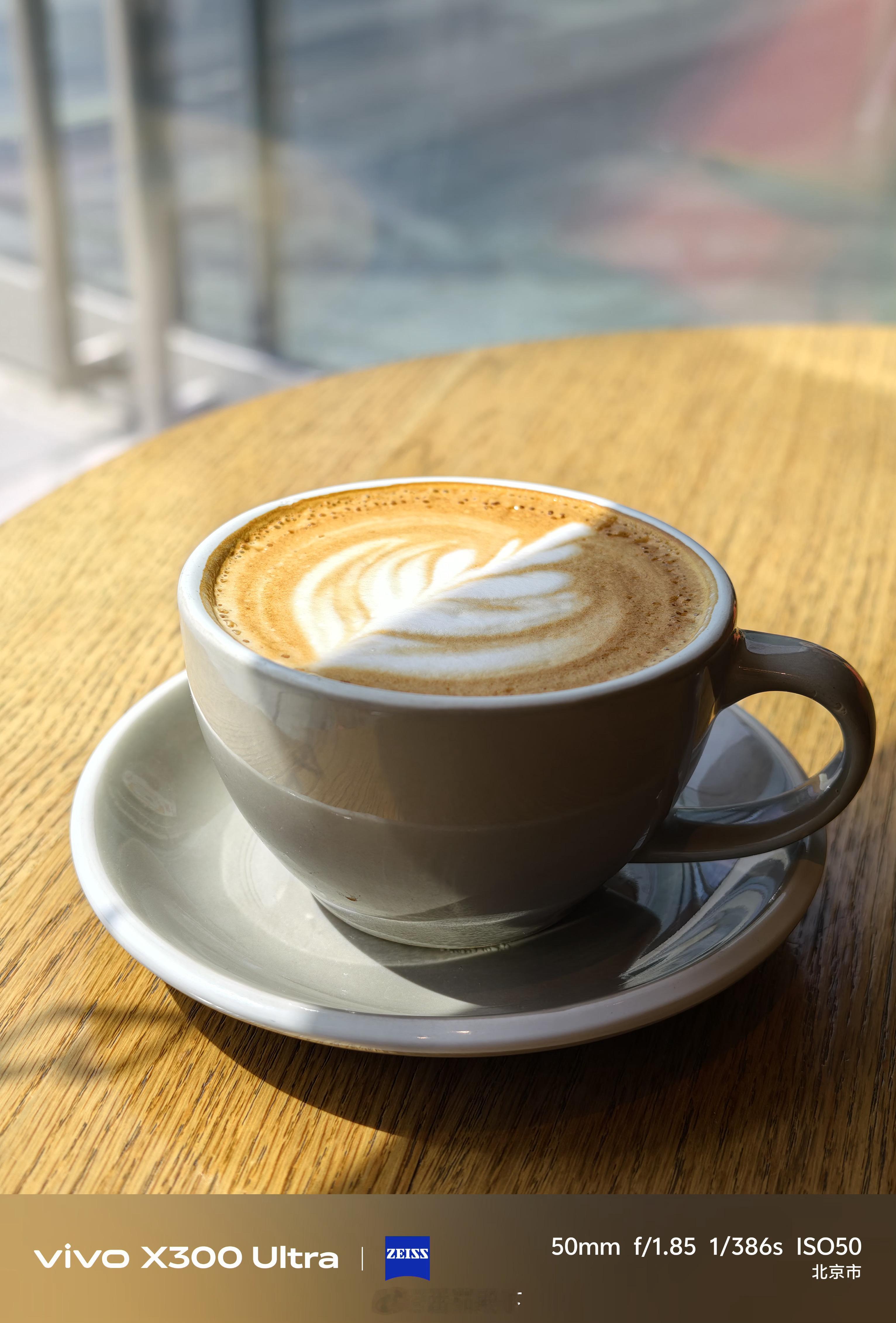 从供应链的情况来看？今年大家对小米汽车要平常心对待。但大家不用担心，今年真正难过