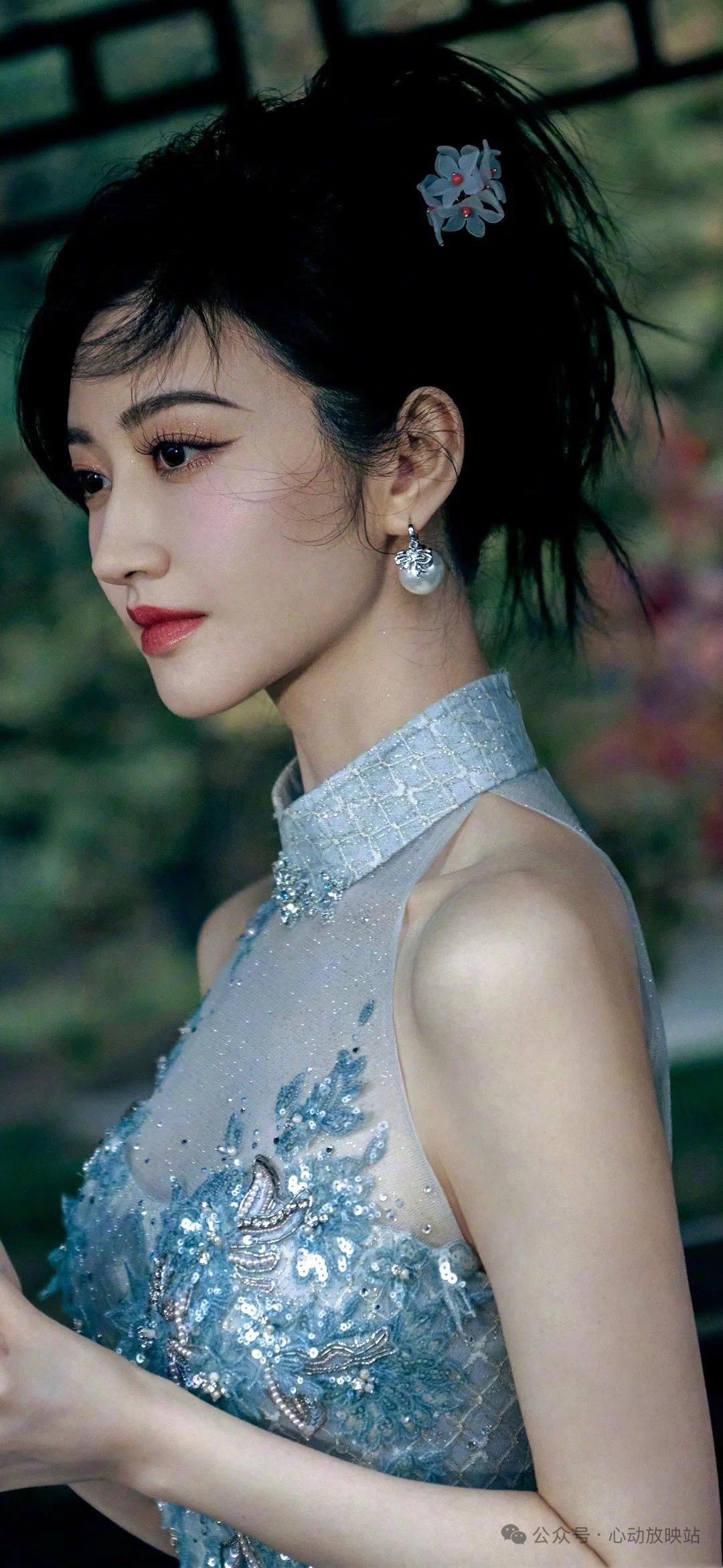 景甜 蕾丝旗袍，曼妙迷人！