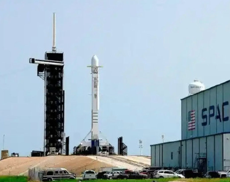 【SpaceXAI前景遭质疑 】5月22日，文件显示，SpaceX的人工智能业务
