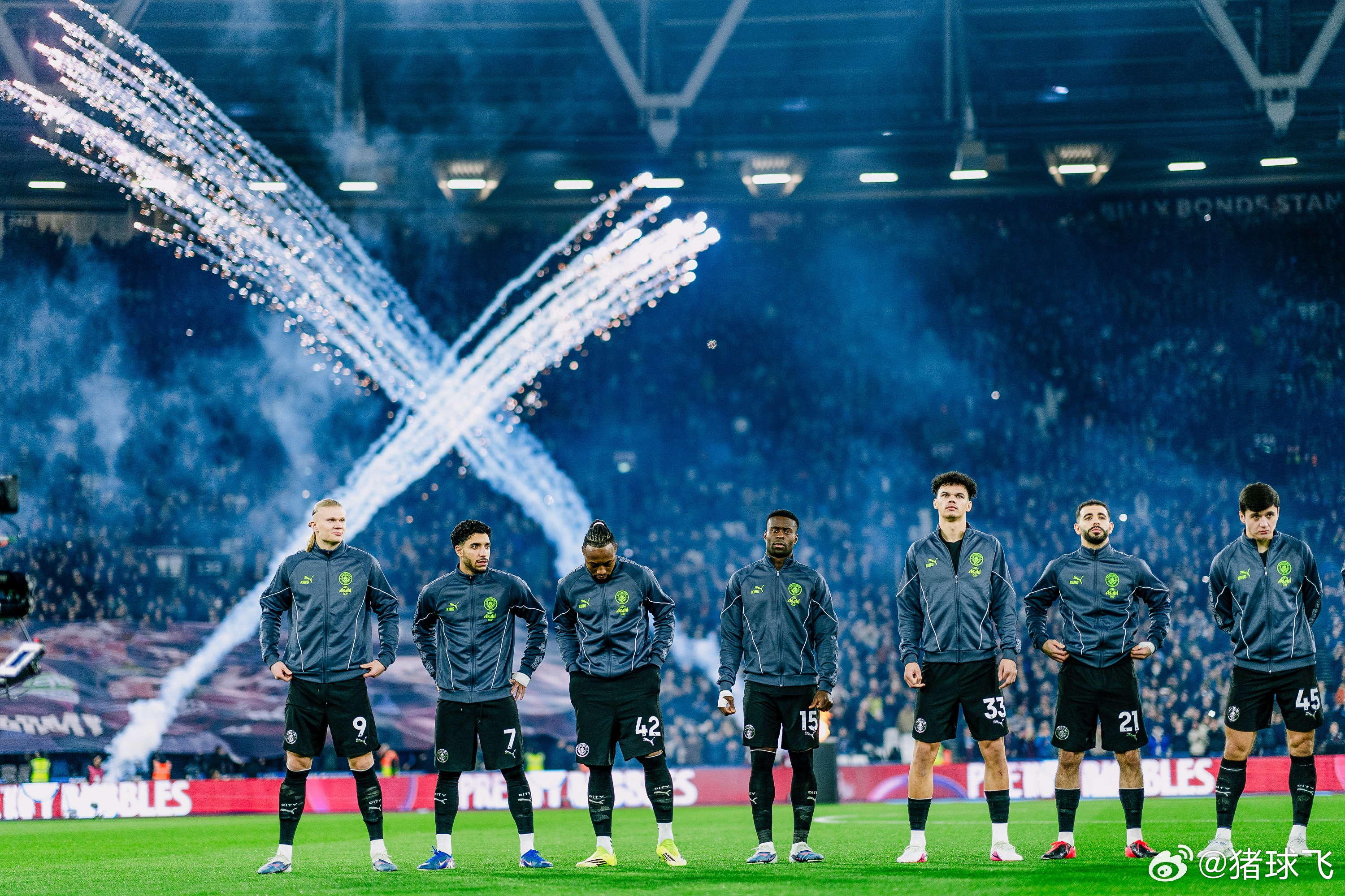 曼城投降了吗？瓜迪奥拉：争冠很难，但希望一直在曼城再度丢分。主帅佩普·瓜迪奥拉不