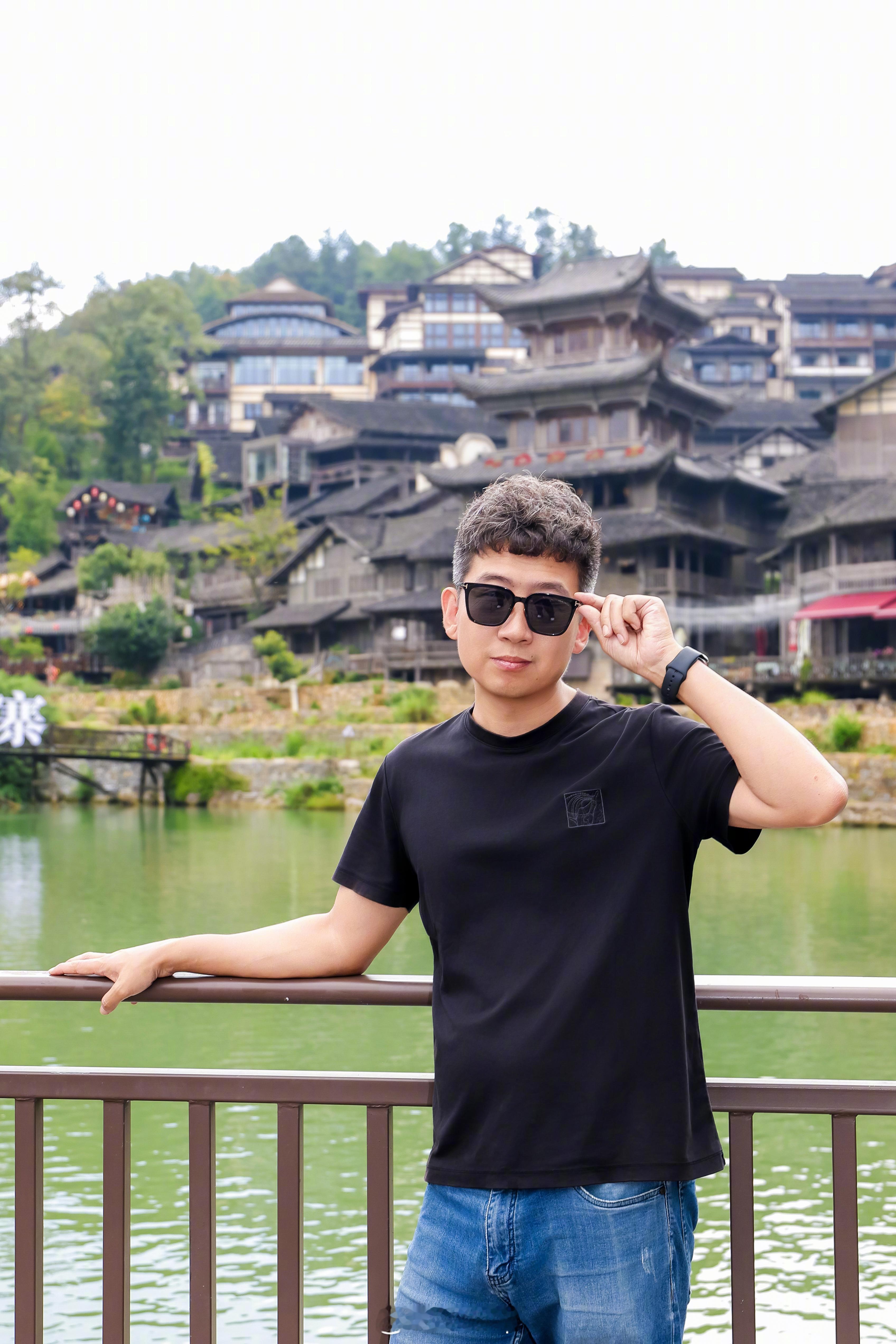 头像换完了，大家觉得怎么样？ ​​​