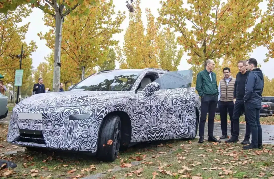 近日获悉，安徽大众ID.EVO量产版将于11月21日开幕的广州车展公开亮相。从当