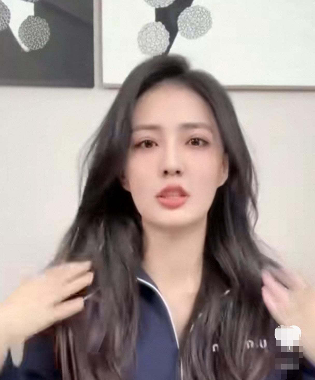 徐露也太好看了，还是《长江七号》里那个丑小鸭吗？