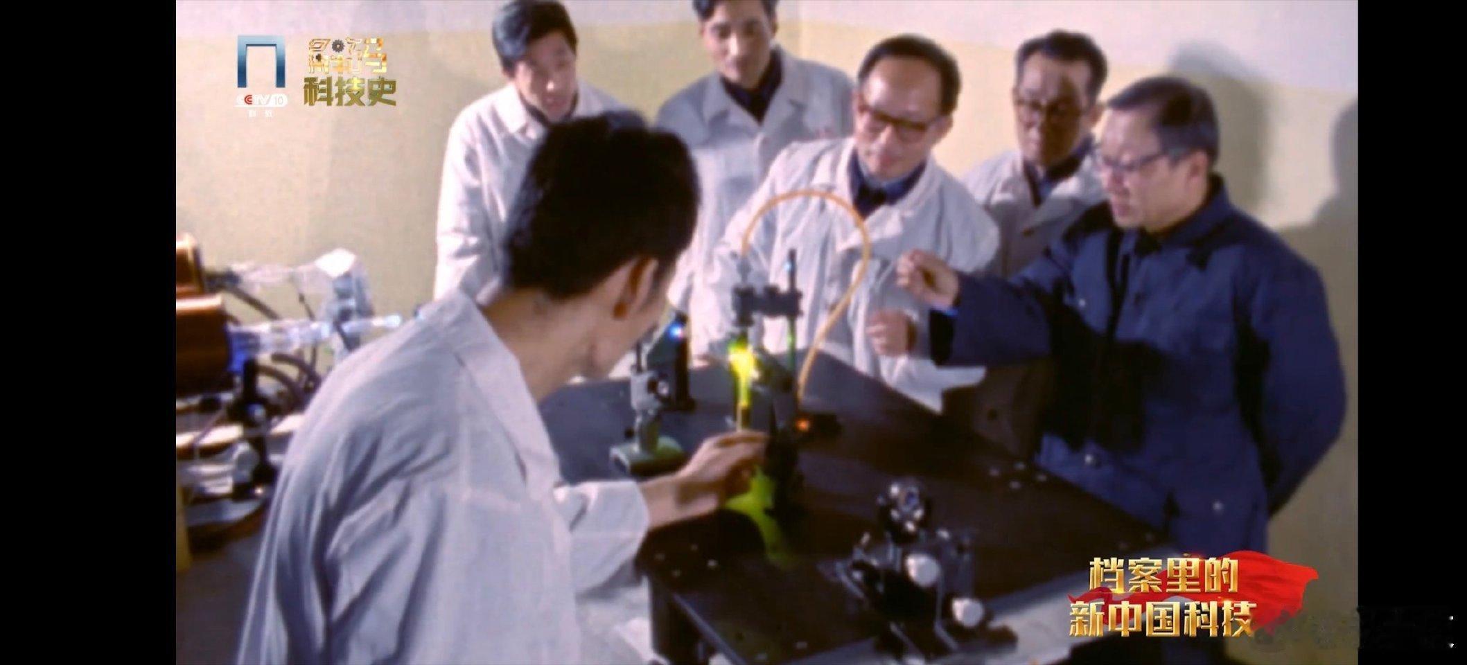 我们隆重纪念“两弹一星”功勋奖章获得者、两院资深院士王大珩同志诞辰111周年（1