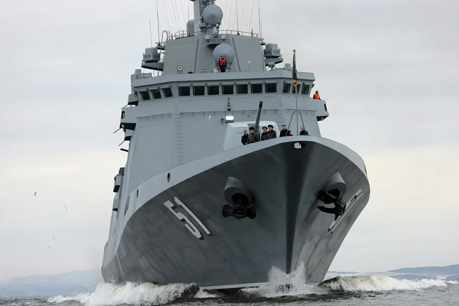 该说不说，北棒这张拍的真好，恍惚间055既视感