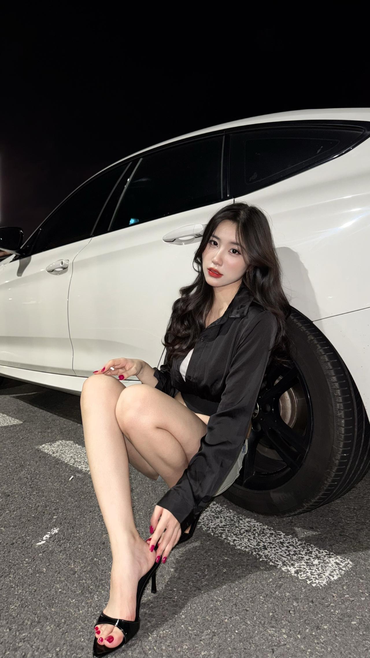 滚远一点 知不知道自己身上全是其他女人的香水味
拍照姿势 分享 穿搭 ootd穿