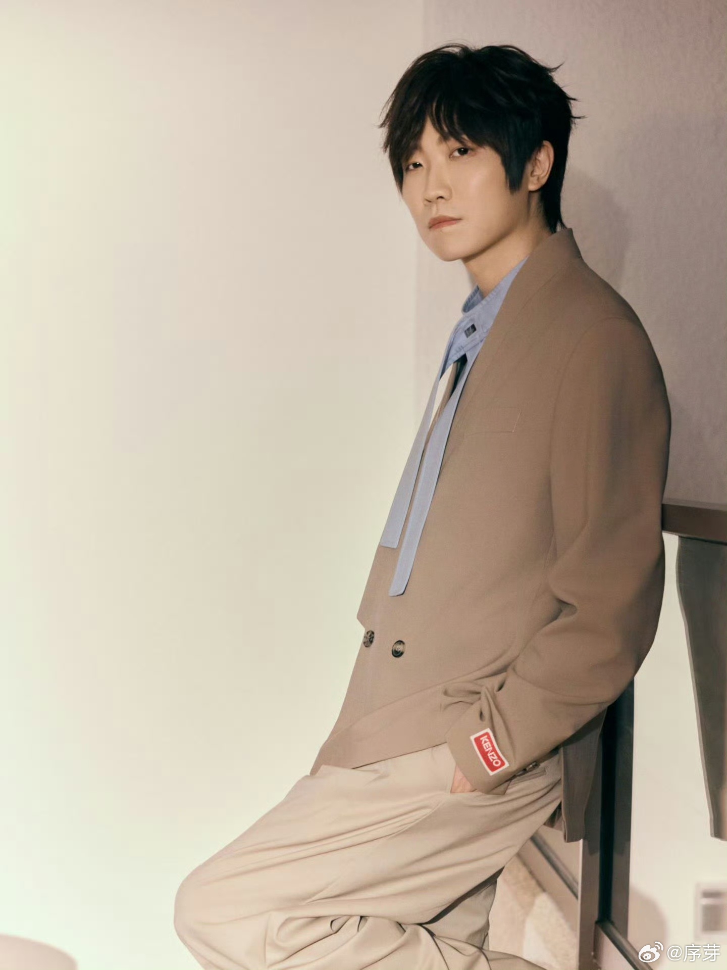 也是在徐良演唱会领上学籍了看完徐良演唱会牛马变班马徐良演唱会也太懂90后了，进场