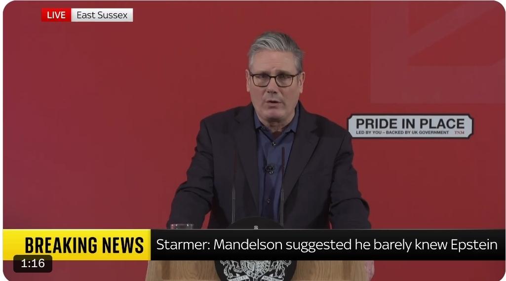 英国首相基尔·斯塔默公开向爱泼斯坦受害者道歉，承认相信彼得·曼德尔森的谎言并任命