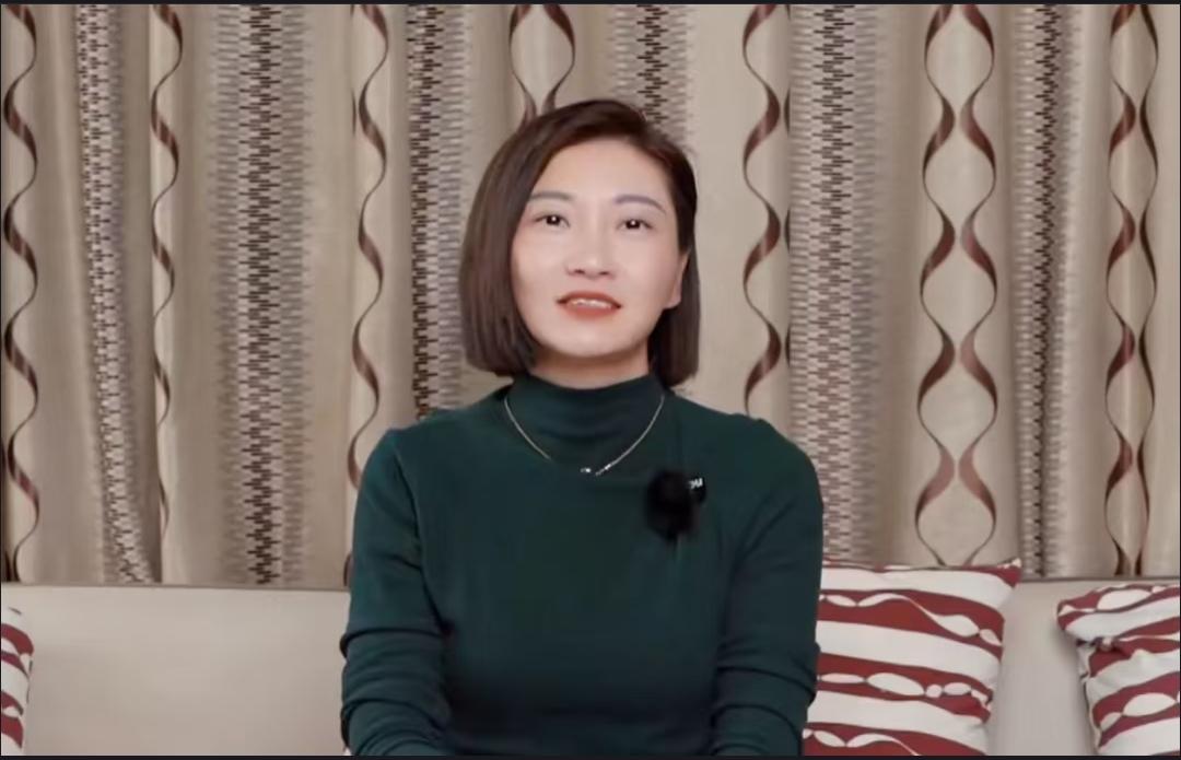 研究透王暖暖的婆婆才懂，比推下悬崖更狠的是这家人的恶。
 
怪不得俞晓冬能对怀孕