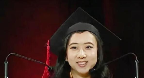 “美国的空气就是清新香甜，在中国我得戴50层口罩，太垃圾了”！万万没想到，这句话