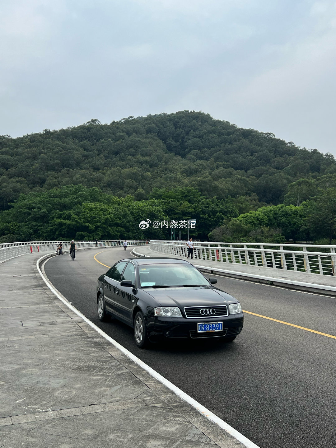 6气缸VAG就是好 ​​​