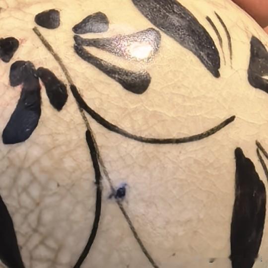 瓷器的仿品
瓷器的美自古以来一直吸引着很多收藏爱好者们的追捧，但又有多少收藏爱好