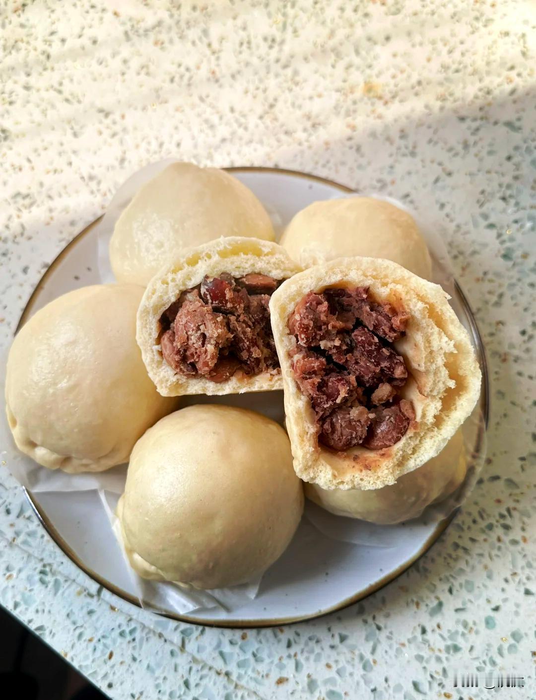 之前用豆包，发现你指出它的错误后滑跪得非常之快。[大笑]

现在又发现，不管是豆