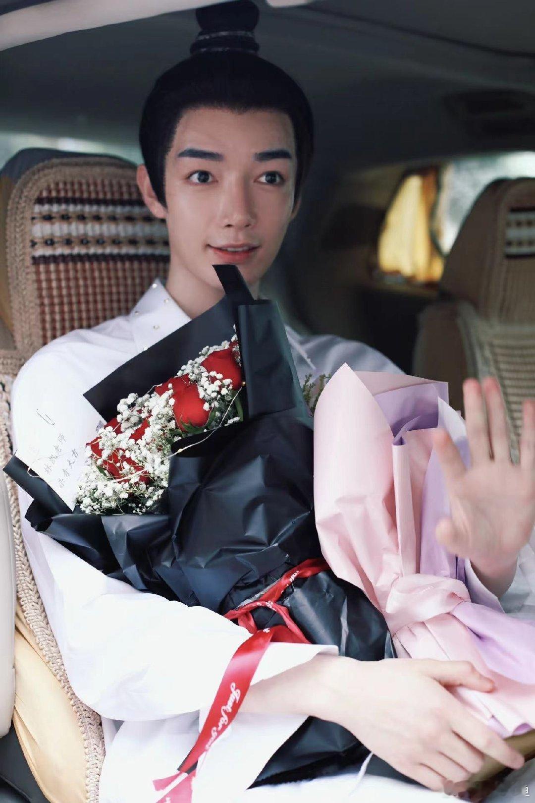 林凯搭档迪丽热巴 陈飞宇出演《慕胥辞》 你期待吗 ​​​