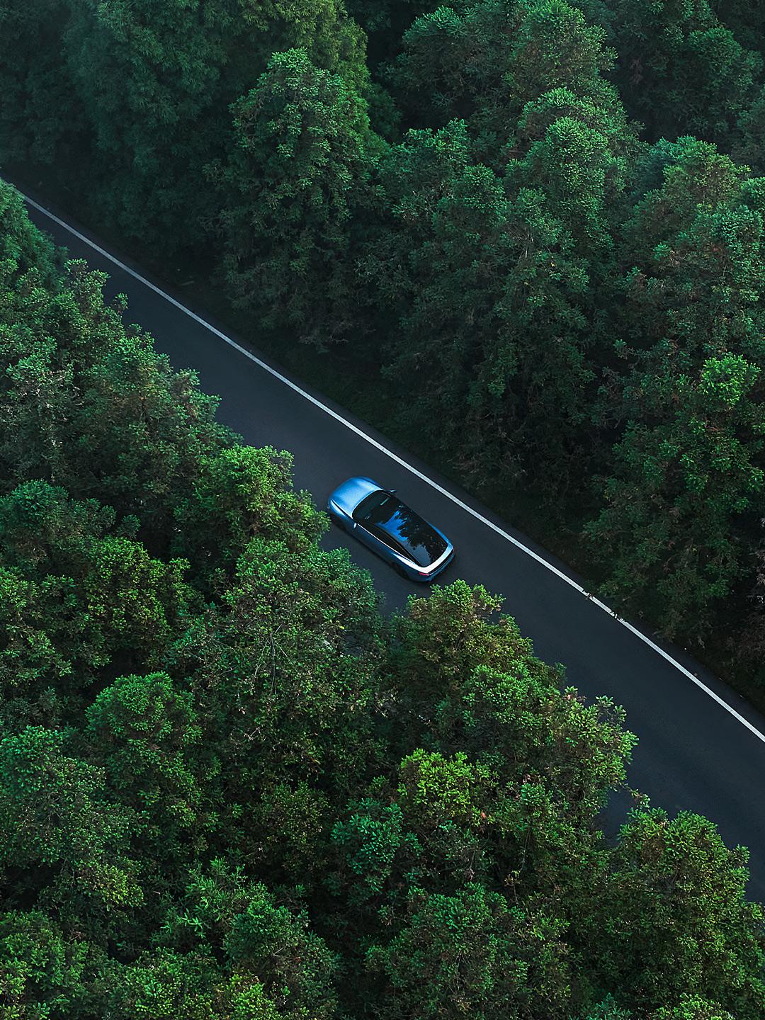 周末开星海S7去郊野公园，解锁了它的终极形态——移动露营基地！
1.9㎡超大天幕