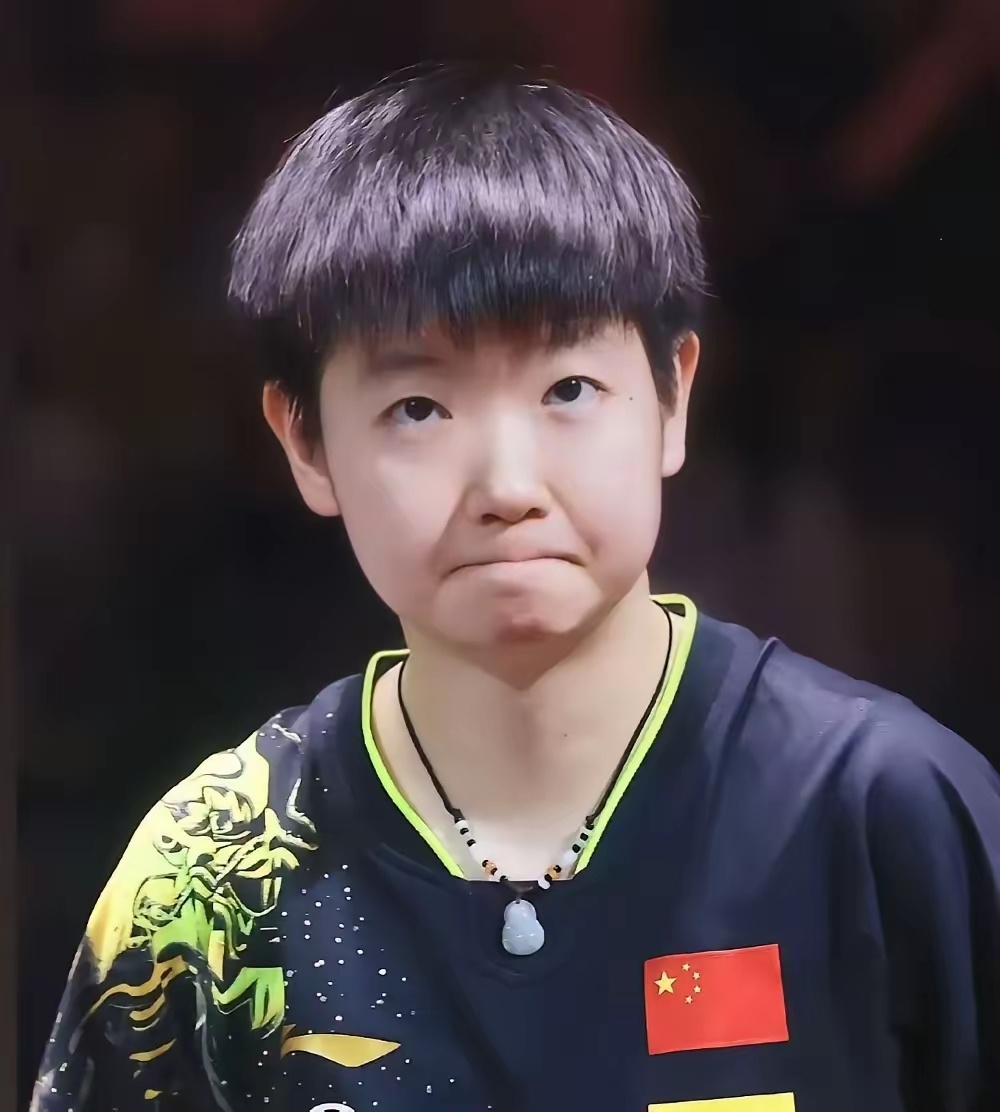 国乒“小魔王”孙颖莎，自然简介：一，姓名：孙颖莎二，政治面貌：中共党员三，200