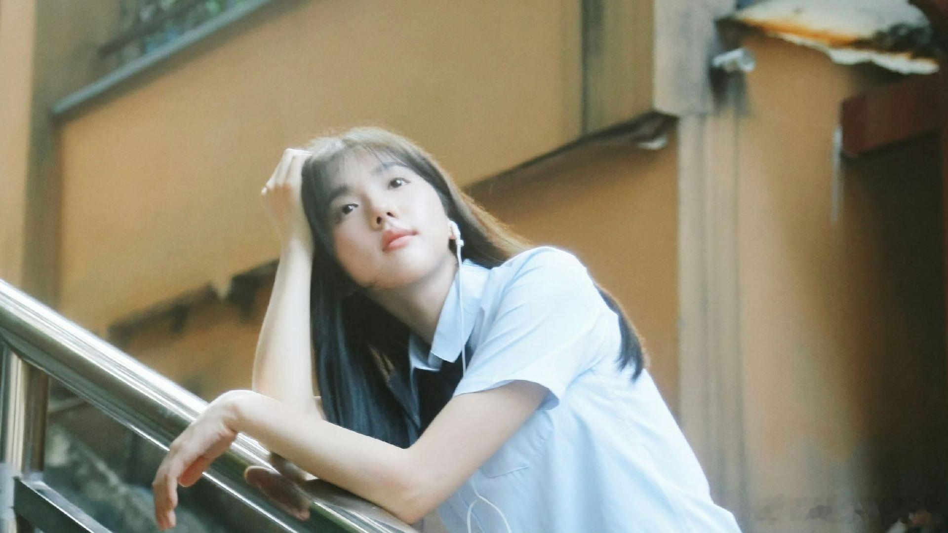 26岁的苏晓彤演16岁高中生 苏晓彤演的高中生很有少女感双马尾太适配苏晓彤！扮相